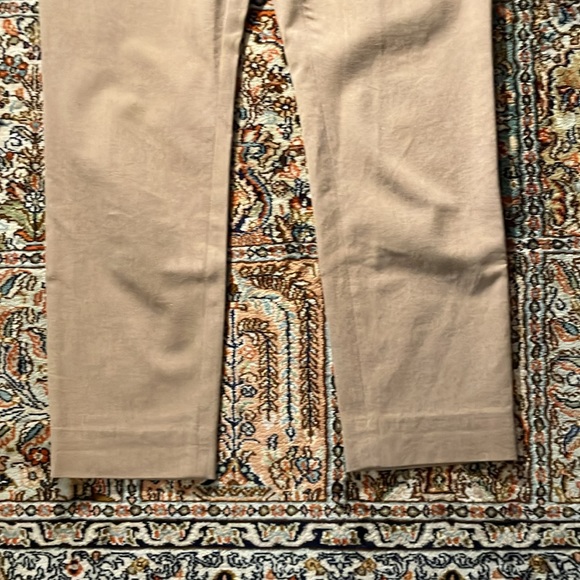 Size 6 Banana Sloan pants. - Picture 3 of 12